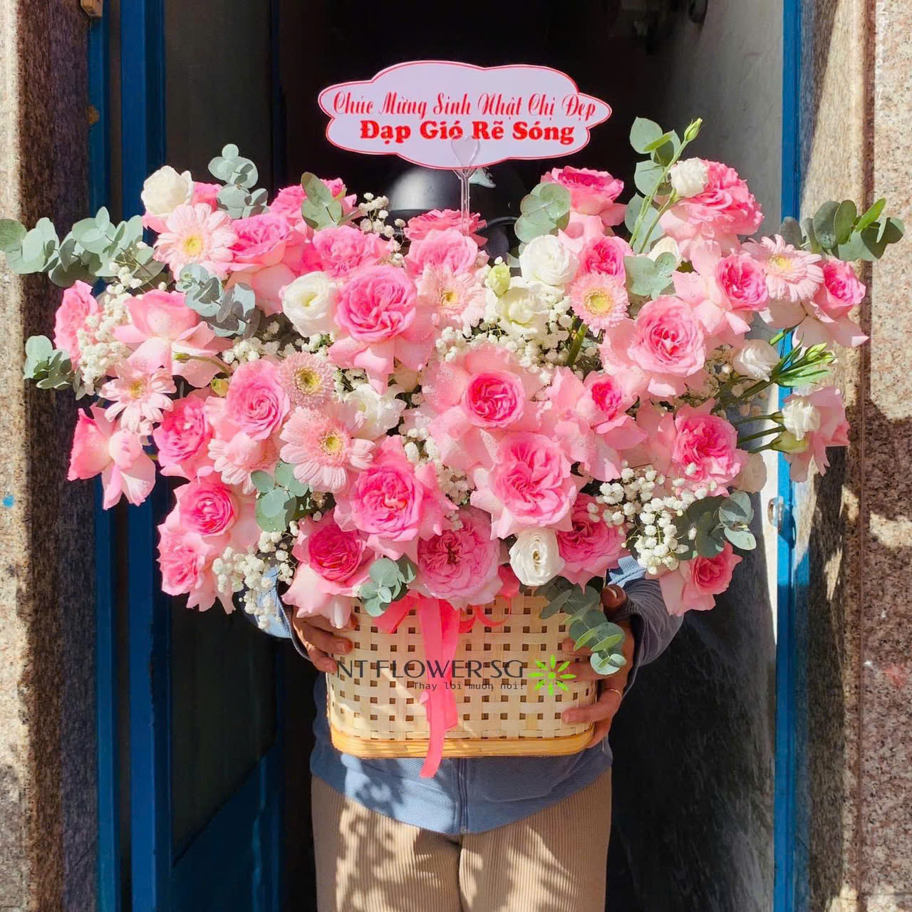 Lẵng hoa khai trương 010