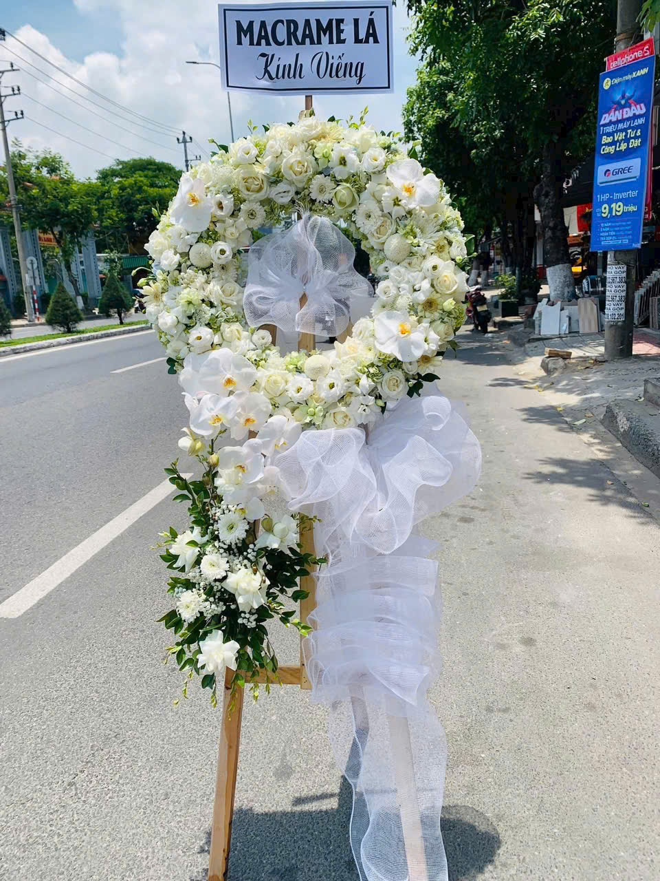 Hoa viếng  đám tang 058